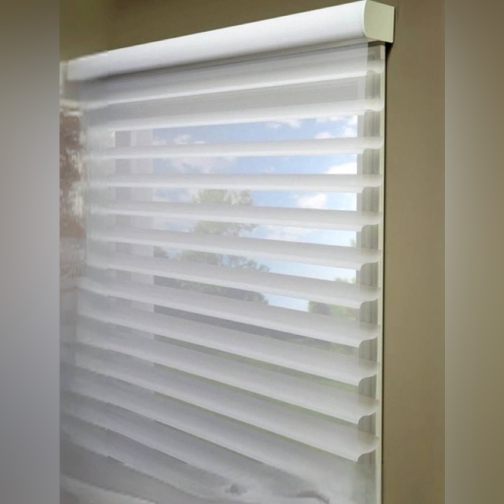 Hunter Douglas Silhouette